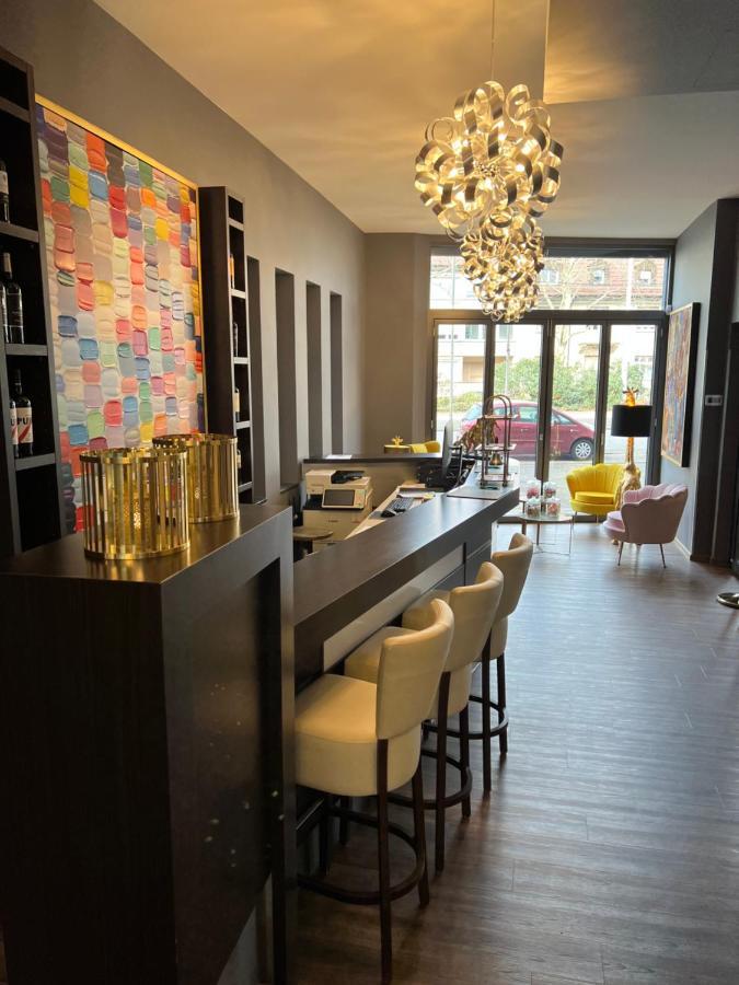 Allee Hotel Карлсруе Екстериор снимка