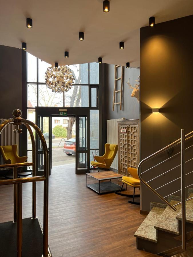 Allee Hotel Карлсруе Екстериор снимка