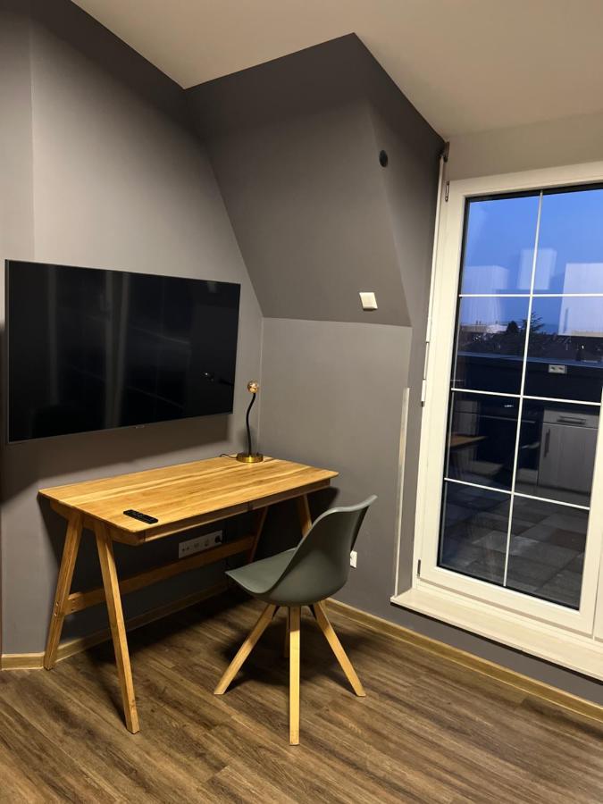 Allee Hotel Карлсруе Екстериор снимка