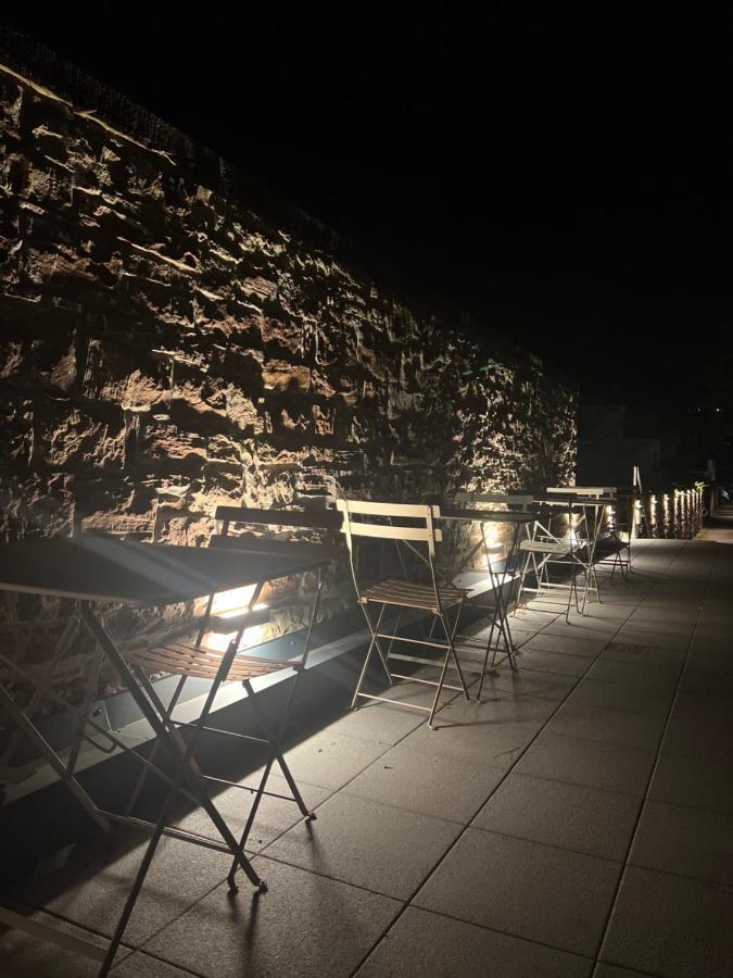 Allee Hotel Карлсруе Екстериор снимка